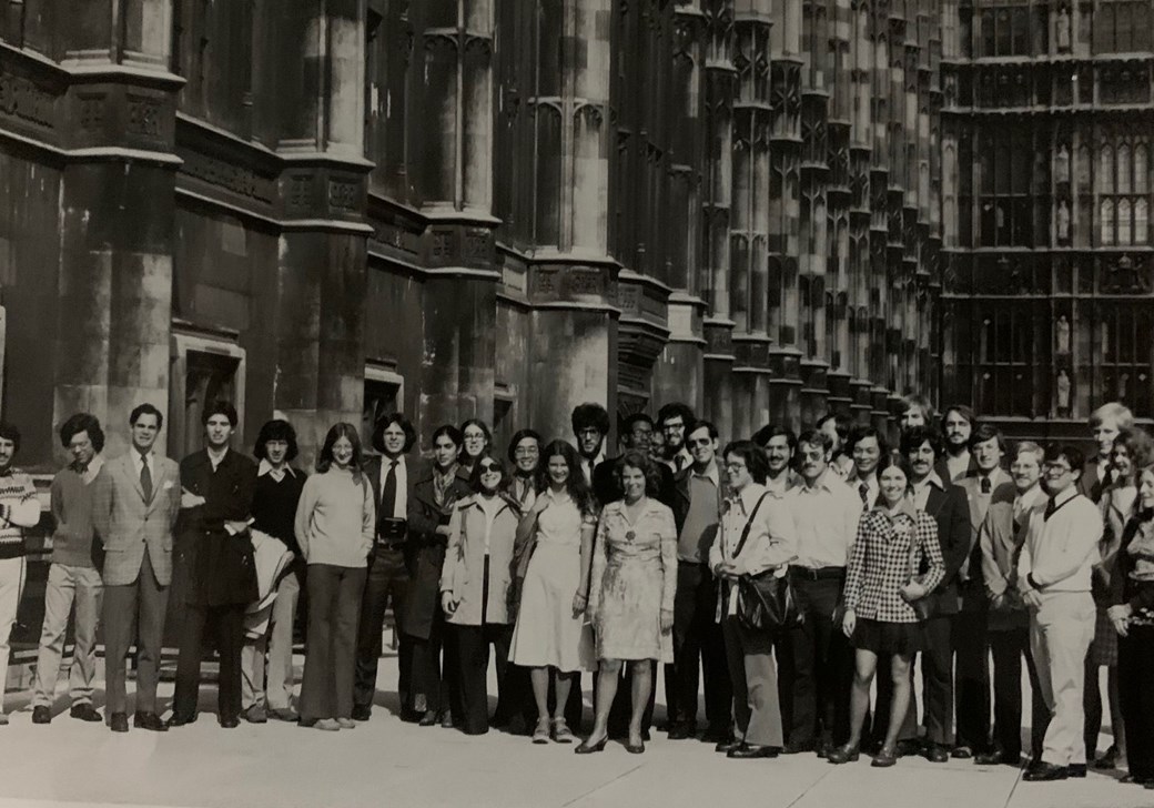 1975