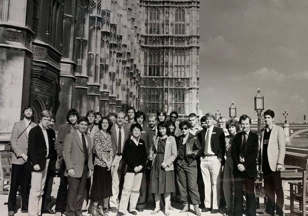 1982